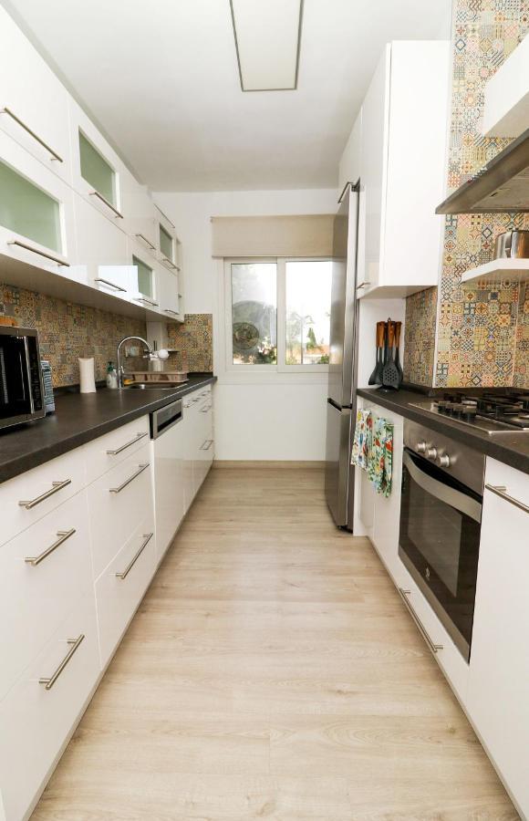 Family Apartment Walking Distance To The Sea And All Amenities Sitio de Calahonda Dış mekan fotoğraf